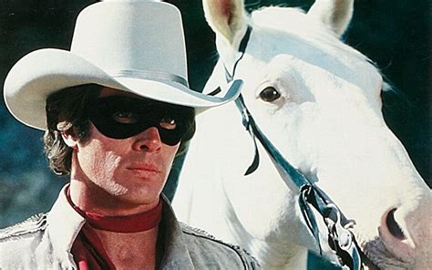  The Lone Ranger  : ตำนานคนหาญในชุดสีดำและม้าพันธุ์ดี!